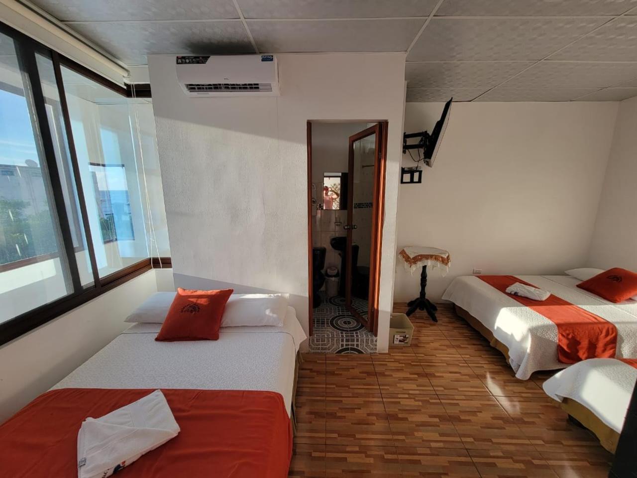 Hostal Gosen Puerto Baquerizo Moreno Luaran gambar