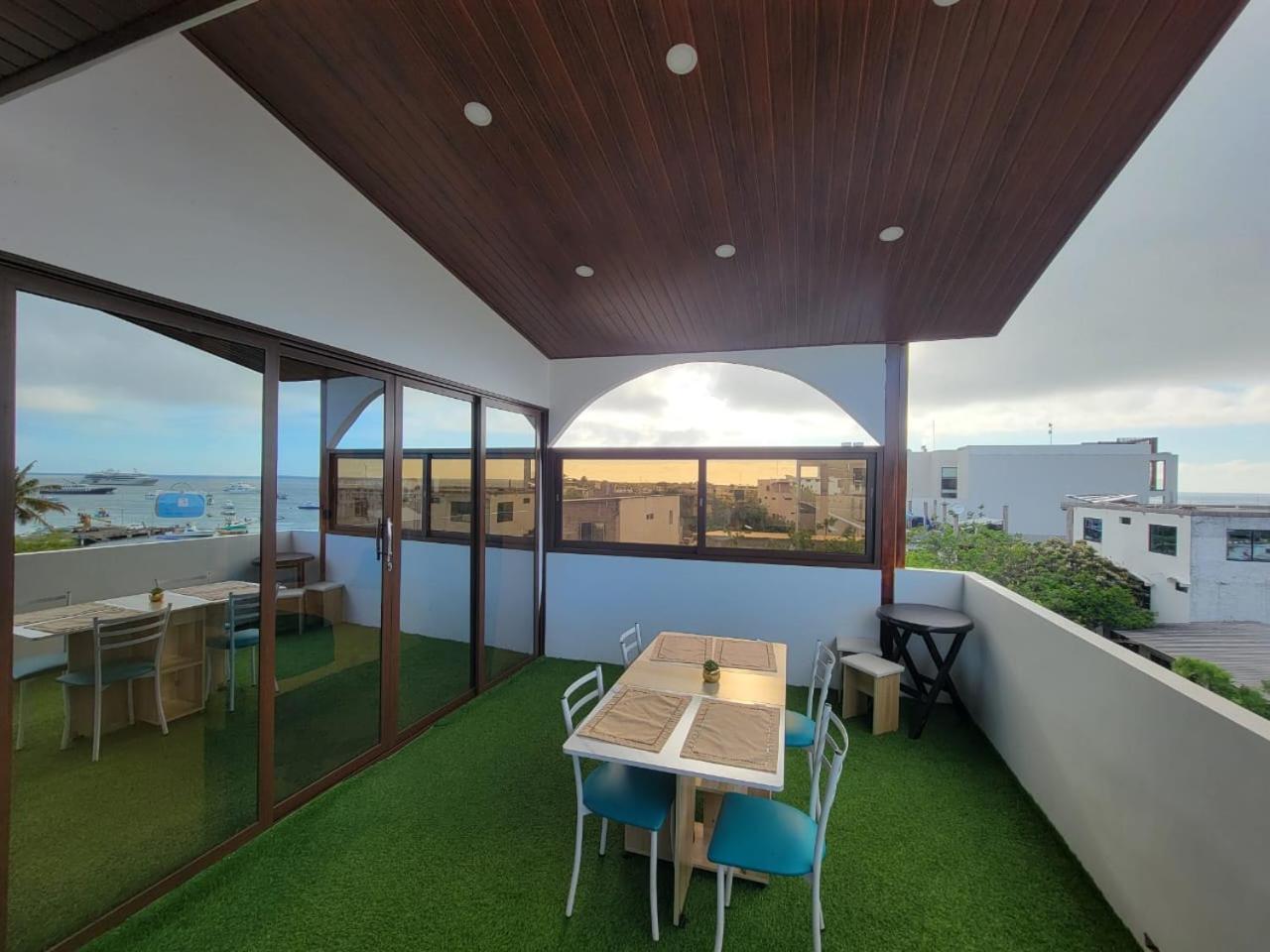 Hostal Gosen Puerto Baquerizo Moreno Luaran gambar
